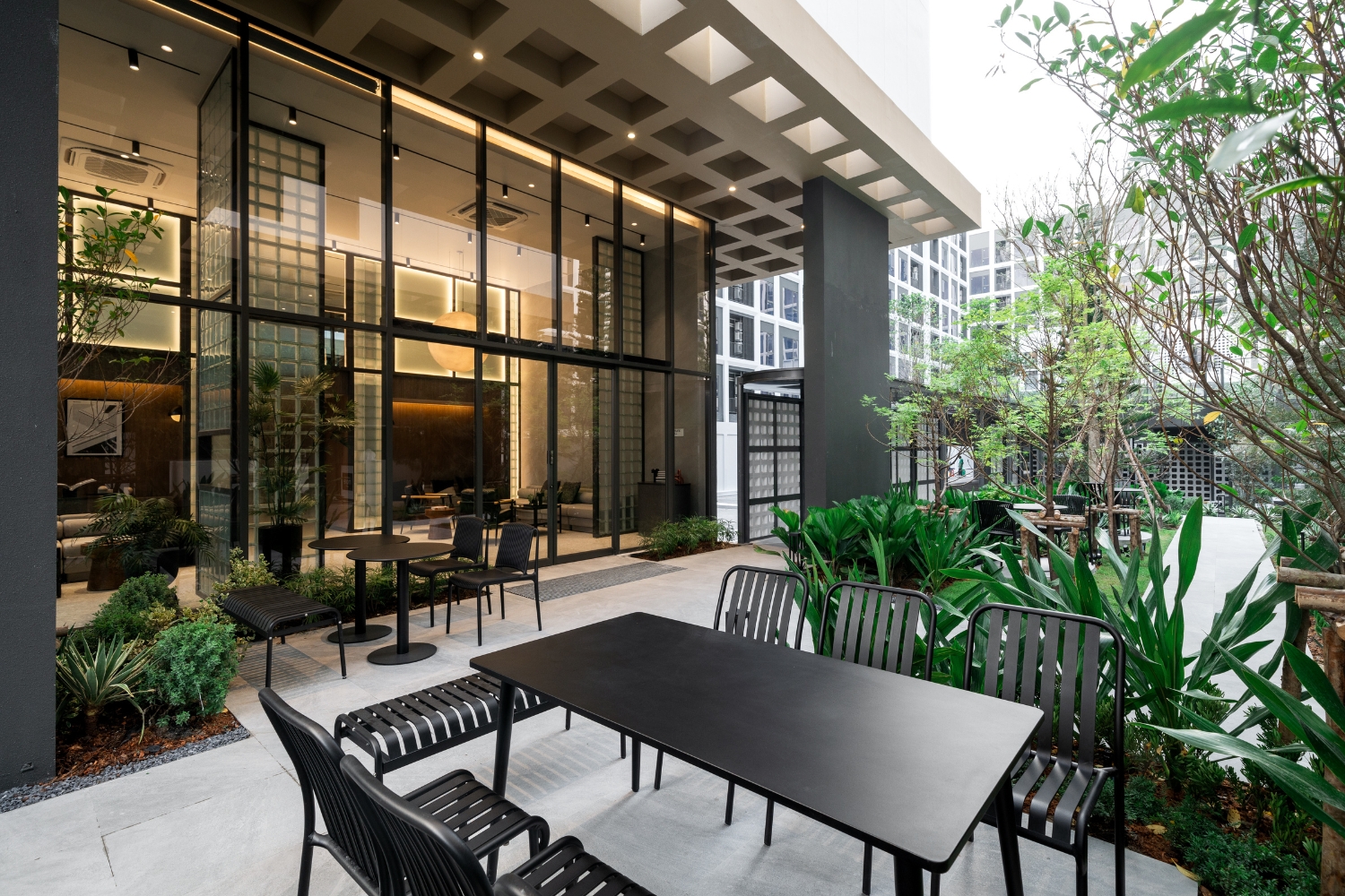 Chapter One More Kaset